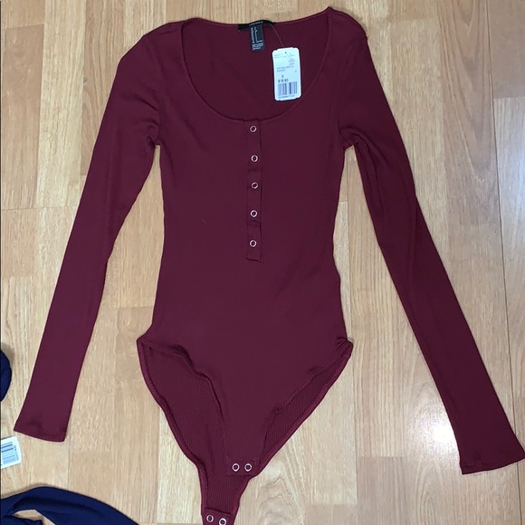 Bundle of 2 long sleeve bodysuits - Picture 3 of 5